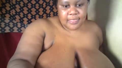 Snapshot of ebony_magixs chatting on December 2, 2025, 10:27 pm ebony_magixs online show from December 2, 2025, 10:27 pm