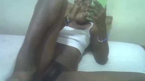 Snapshot of ebony_pearl59 chatting on June 9, 2026, 9:10 am ebony_pearl59 online show from June 9, 2026, 9:10 am
