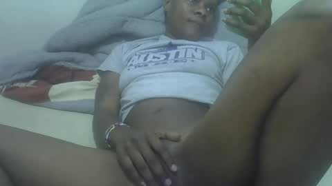 Snapshot of ebony_pearl59 chatting on July 9, 2026, 7:56 am ebony_pearl59 online show from July 9, 2026, 7:56 am