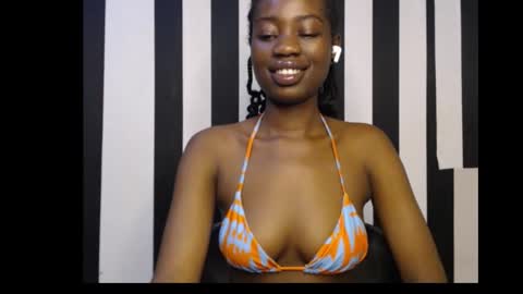 Snapshot of ebony_petitequeen chatting on September 23, 2025, 10:18 am Ella online show from September 23, 2025, 10:18 am