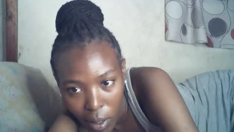 Snapshot of ebony_phoenix12 chatting on October 22, 2025, 11:59 pm ebony_phoenix12 online show from October 22, 2025, 11:59 pm