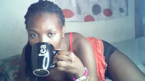 Snapshot of ebony_phoenix12 chatting on November 29, 2025, 9:18 pm ebony_phoenix12 online show from November 29, 2025, 9:18 pm