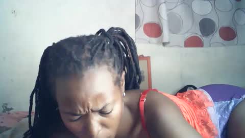 Snapshot of ebony_phoenix12 chatting on December 15, 2025, 5:34 am ebony_phoenix12 online show from December 15, 2025, 5:34 am
