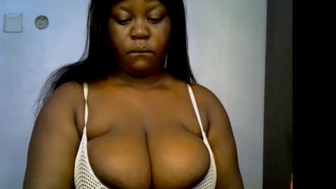 Snapshot of ebony_plumx12 chatting on January 6, 2026, 7:56 am Prisy online show from January 6, 2026, 7:56 am