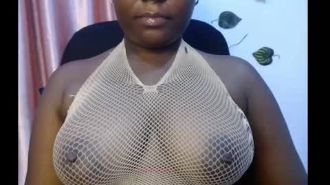 Snapshot of ebony_sexy_queen chatting on September 22, 2025, 9:28 pm Racheal online show from September 22, 2025, 9:28 pm