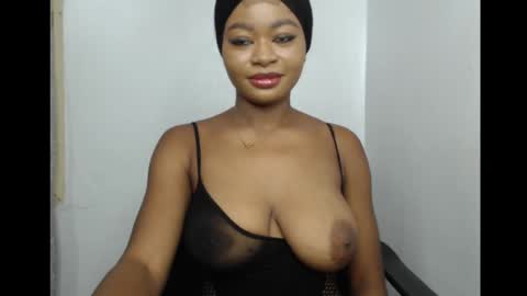 Snapshot of ebony_sweetgirl chatting on February 7, 2026, 8:51 am Ebony sweetgirl online show from February 7, 2026, 8:51 am