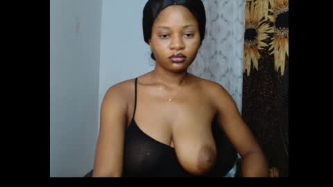 Snapshot of ebony_sweetgirl chatting on February 15, 2026, 11:12 pm Ebony sweetgirl online show from February 15, 2026, 11:12 pm