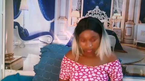 Tamia online show from February 5, 2025, 10:08 am