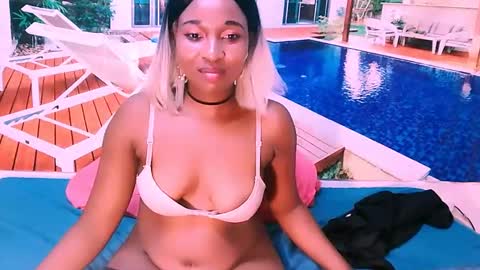 Tamia online show from February 17, 2025, 12:27 pm