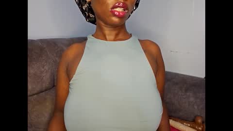 Snapshot of ebonycandymelani chatting on November 15, 2025, 12:19 am Ebony Melanie online show from November 15, 2025, 12:19 am