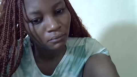 Snapshot of ebonycutegal4 chatting on November 3, 2025, 7:31 am MELLEN online show from November 3, 2025, 7:31 am