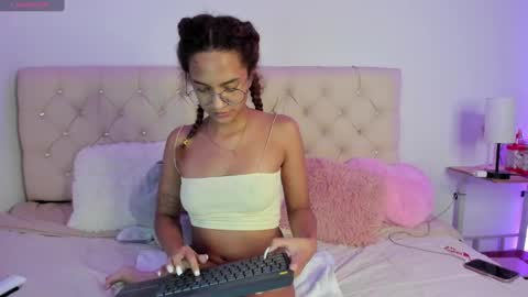 Queen Ebony online show from December 16, 2024, 5:27 am