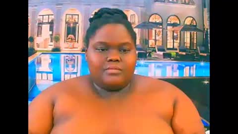 ebonyhotbuns4u2luv online show from December 20, 2025, 7:48 am