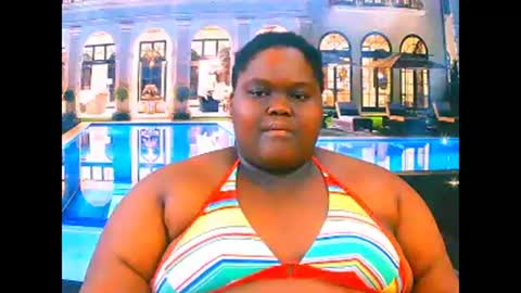 Snapshot of ebonyhotbuns4u2luv chatting on March 16, 2026, 8:29 am ebonyhotbuns4u2luv online show from March 16, 2026, 8:29 am