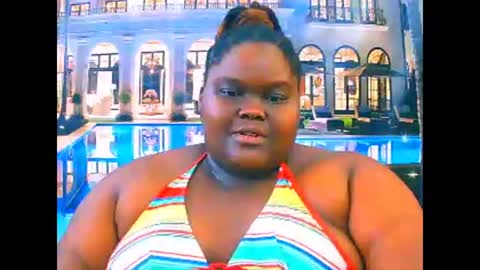 Snapshot of ebonyhotbuns4u2luv chatting on March 31, 2026, 10:54 pm ebonyhotbuns4u2luv online show from March 31, 2026, 10:54 pm