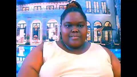 Snapshot of ebonyhotbuns4u2luv chatting on April 7, 2026, 6:03 am ebonyhotbuns4u2luv online show from April 7, 2026, 6:03 am