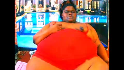 Snapshot of ebonyhotbuns4u2luv chatting on April 15, 2026, 7:58 pm ebonyhotbuns4u2luv online show from April 15, 2026, 7:58 pm