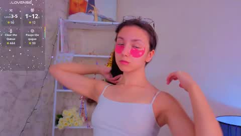 Milly online show from December 14, 2025, 3:12 am