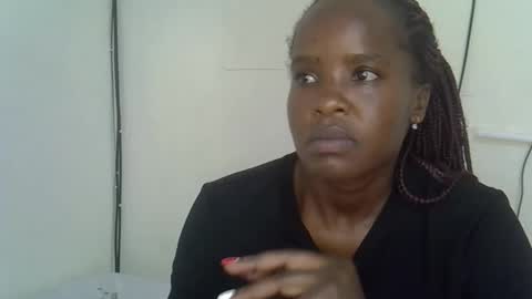 Snapshot of ebonyluxe12 chatting on April 3, 2026, 12:25 pm Ebony Luxe online show from April 3, 2026, 12:25 pm