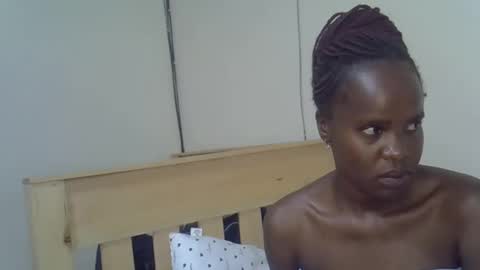 Snapshot of ebonyluxe12 chatting on April 4, 2026, 12:02 pm Ebony Luxe online show from April 4, 2026, 12:02 pm