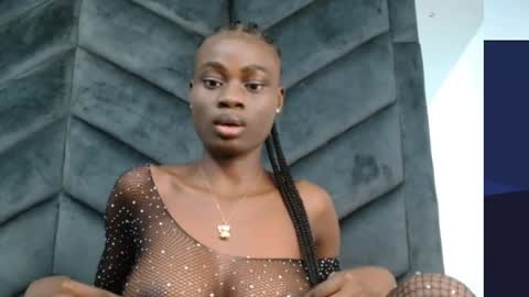 queen online show from November 1, 2025, 11:40 pm