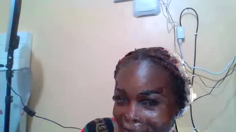 Snapshot of ebonytanqueen chatting on November 28, 2025, 7:27 pm ebonytanqueen online show from November 28, 2025, 7:27 pm