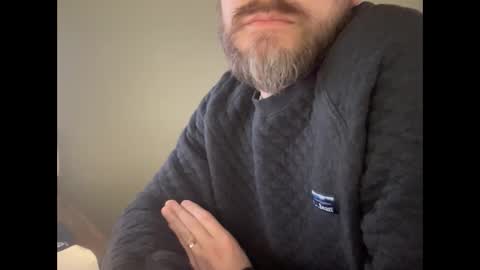 Erik online show from December 3, 2024, 5:12 pm