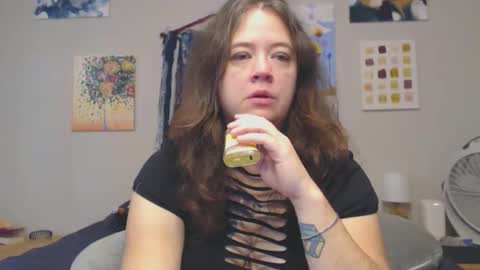 Weird Echo online show from November 28, 2025, 1:47 pm