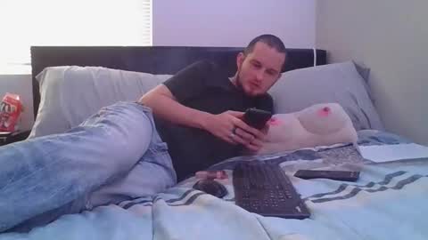 Snapshot of eclipticice94 chatting on November 16, 2025, 8:25 pm eclipticice94 online show from November 16, 2025, 8:25 pm