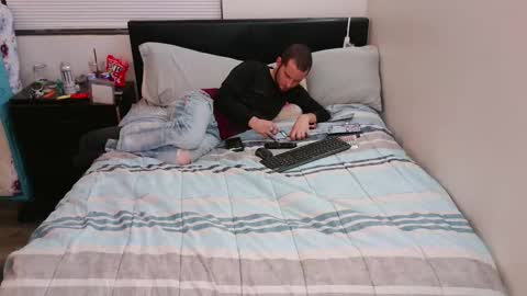 Snapshot of eclipticice94 chatting on December 1, 2025, 6:29 am eclipticice94 online show from December 1, 2025, 6:29 am