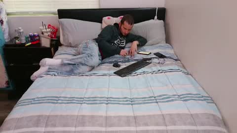 Snapshot of eclipticice94 chatting on December 1, 2025, 11:32 pm eclipticice94 online show from December 1, 2025, 11:32 pm