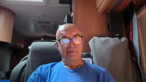 Snapshot of eddelmar chatting on June 6, 2026, 6:34 pm eddelmar online show from June 6, 2026, 6:34 pm