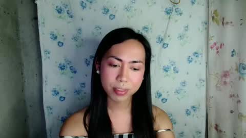 Snapshot of eddfox001 chatting on April 22, 2026, 2:29 pm eddfox001 online show from April 22, 2026, 2:29 pm