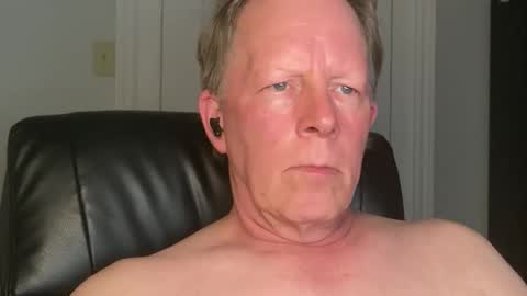 Snapshot of eddygl1968 chatting on June 6, 2026, 2:49 am Eddy online show from June 6, 2026, 2:49 am