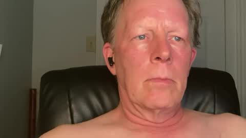 Snapshot of eddygl1968 chatting on June 15, 2026, 2:25 am Eddy online show from June 15, 2026, 2:25 am