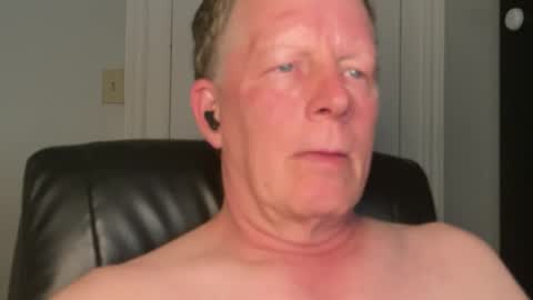 Snapshot of eddygl1968 chatting on July 13, 2026, 2:14 am Eddy online show from July 13, 2026, 2:14 am