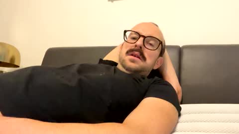 edge_guy online show from January 24, 2025, 10:21 am