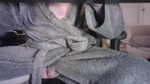 Snapshot of edged_biker chatting on December 10, 2024, 12:17 am edged biker online show from December 10, 2024, 12:17 am