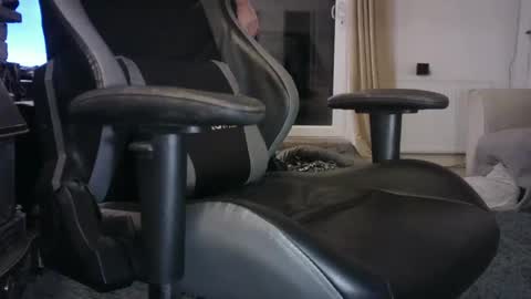 Snapshot of edged_biker chatting on January 4, 2025, 8:16 pm edged biker online show from January 4, 2025, 8:16 pm