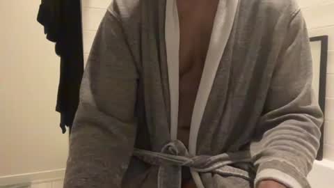 Dad online show from March 5, 2026, 11:39 am