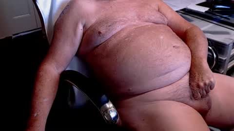 edginginedmonton online show from November 11, 2025, 8:42 pm