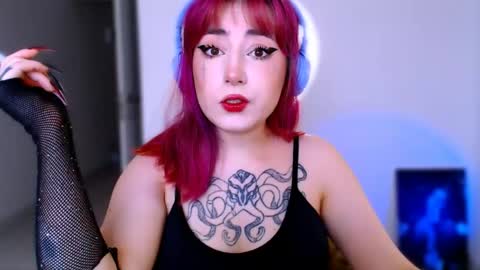 Snapshot of ediefris chatting on April 24, 2026, 8:39 am fickle demon made of clumps of matter online show from April 24, 2026, 8:39 am