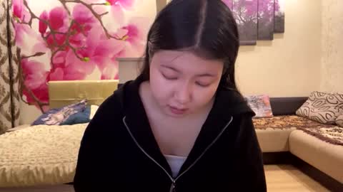 Eri online show from March 16, 2026, 6:34 pm