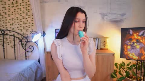 Snapshot of edithbrucker chatting on September 20, 2025, 3:29 am Im Sally  Im new here   lets meet online show from September 20, 2025, 3:29 am