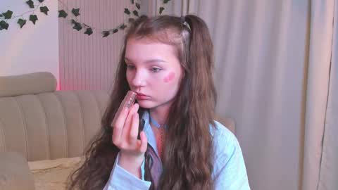 Lisa  online show from February 23, 2025, 12:19 am