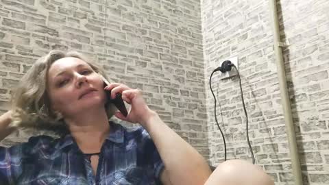 Snapshot of edithmanning chatting on January 10, 2025, 6:17 pm edithmanning online show from January 10, 2025, 6:17 pm