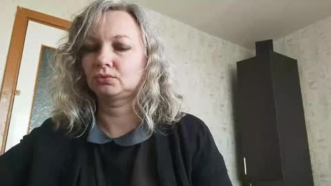 Snapshot of edithmanning chatting on May 5, 2026, 5:15 am edithmanning online show from May 5, 2026, 5:15 am