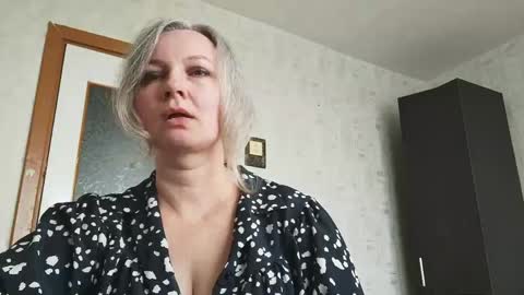 Snapshot of edithmanning chatting on May 21, 2026, 6:09 am edithmanning online show from May 21, 2026, 6:09 am