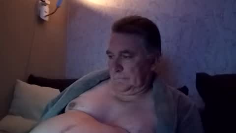 Snapshot of edje59a chatting on September 24, 2025, 11:30 pm Eddy online show from September 24, 2025, 11:30 pm