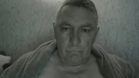 Snapshot of edje59a chatting on October 3, 2025, 11:57 pm Eddy online show from October 3, 2025, 11:57 pm